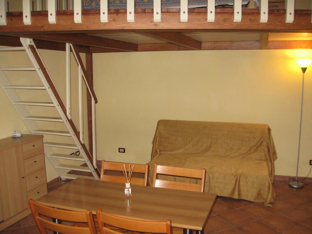 La Casa Di Giosue Apartment Livorno Exterior photo